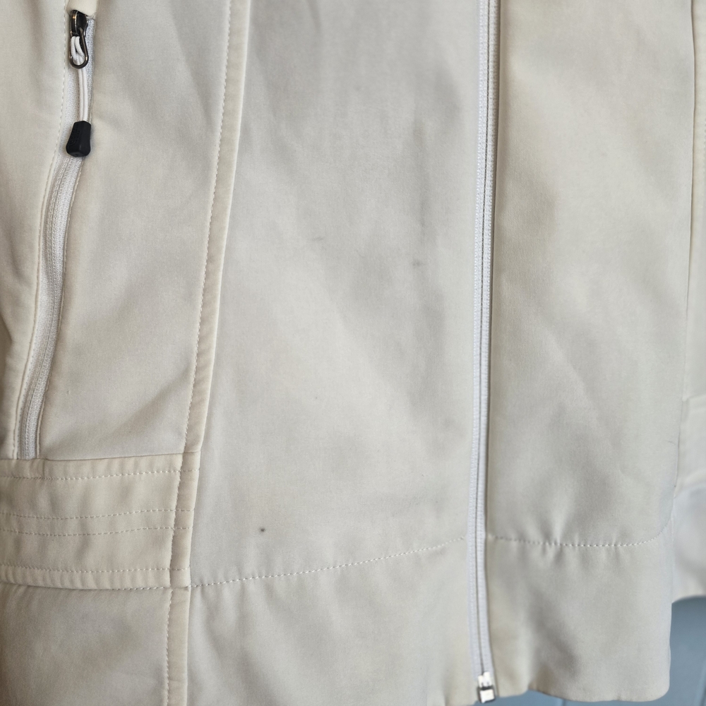 The North Face Women's White and Gray Ski Jacket - Picture 4 of 4